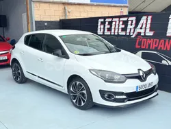 Blanco Usado 2015 Renault Mégane III Bose Edition Berlina | 7990 € (Precio justo)
