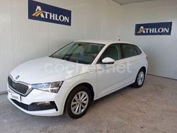 Blanco Usado 2023 Skoda Scala Ambition Utilitario | 18.995 € (Un poco caro)