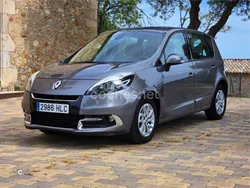 Gris / plata Usado 2012 Renault Scénic III Business Monovolumen | 6490 € (Buen precio)