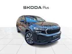 Negro Usado 2024 Skoda Kodiaq Selection SUV | 39.000 € (Precio justo)