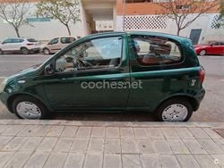Verde Usado 2000 Toyota Yaris Luna Berlina | 2200 € (Caro)