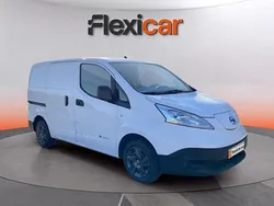 Blanco Usado 2017 Nissan e-NV200 Comfort Van | 7990 €