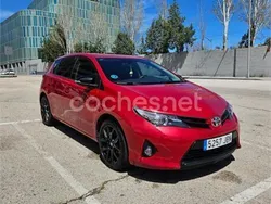 Rojo Usado 2014 Toyota Auris Berlina | 13.500 € (Precio justo)