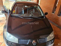 Negro Usado 2004 Renault Mégane Cabriolet Privilege Descapotable | 4800 € (Caro)