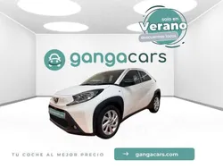 Blanco Usado 2023 Toyota Aygo X-play Utilitario | 11.990 € (Buen precio)
