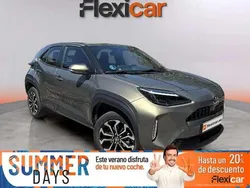 Verde Usado 2023 Toyota Yaris Cross Active SUV | 21.990 € (Buen precio)