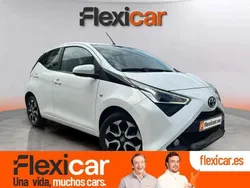 Amarillo Usado 2021 Toyota Aygo X-play Utilitario | 10.890 € (Precio justo)