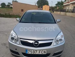 Gris / plata Usado 2006 Opel Vectra Cosmo Berlina | 2800 € (Precio justo)