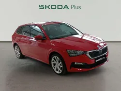Rojo Usado 2024 Skoda Scala Sport Utilitario | 19.990 € (Precio justo)