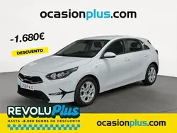 Blanco Usado 2023 Kia Ceed Berlina | 18.490 € (Precio justo)