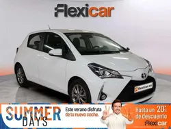Blanco Usado 2019 Toyota Yaris Active Utilitario | 13.790 € (Un poco caro)