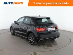 Negro Usado 2015 Audi A1 Sportback Attraction Utilitario | 12.799 € (Precio justo)