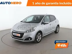 Gris Usado 2015 Peugeot 208 Active Utilitario | 7499 € (Precio justo)
