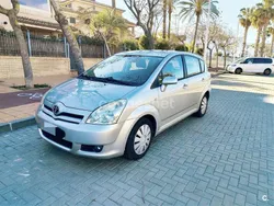 Gris / plata Usado 2007 Toyota Corolla Verso Luna Monovolumen | 6300 € (Precio justo)