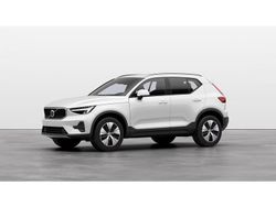 Blanco Nuevo 2025 Volvo XC40 Core SUV | 39.900 € (Precio justo)