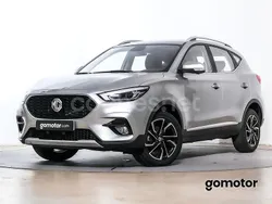 Gris / plata Usado 2024 MG ZS Luxury Berlina | 16.990 € (Precio justo)