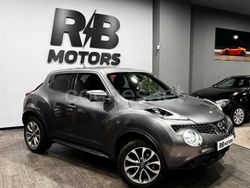 Gris / plata Usado 2018 Nissan Juke Tekna SUV | 14.490 € (Un poco caro)