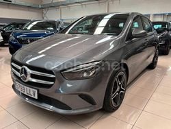 Gris / plata Usado 2021 Mercedes B200 Monovolumen | 24.950 € (Precio justo)