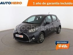 Gris Usado 2014 Toyota Yaris Active Berlina | 9999 € (Precio justo)
