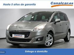 Gris / plata Usado 2016 Peugeot 5008 Active Monovolumen | 7925 € (Precio justo)