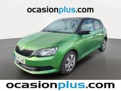 Verde Usado 2015 Skoda Fabia Ambition Utilitario | 7990 € (Precio justo)