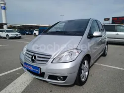 Gris / plata Usado 2010 Mercedes A180 Avantgarde Monovolumen | 8550 € (Caro)