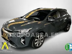 Gris Usado 2021 Kia Stonic SUV | 13.990 € (Buen precio)