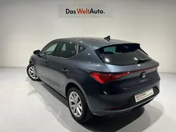 Gris Usado 2024 Seat Leon Style | 21.900 € (Precio justo)