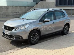 Gris / plata Usado 2017 Peugeot 2008 Style SUV | 7900 € (Buen precio)