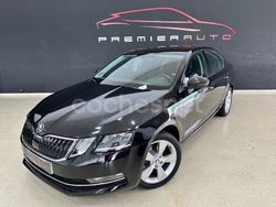 Negro Usado 2017 Skoda Octavia Style Berlina | 13.900 € (Super precio)