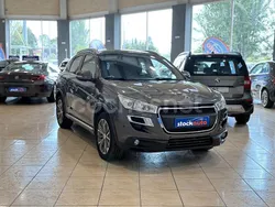 Gris / plata Usado 2012 Peugeot 4008 Allure SUV | 11.900 €