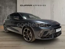 Gris / plata Nuevo 2025 Cupra Leon Berlina | 33.700 € (Precio justo)
