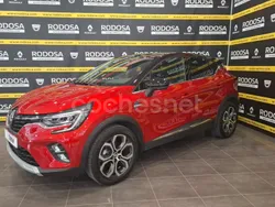 Rojo Usado 2023 Renault Captur Techno SUV | 22.950 € (Un poco caro)