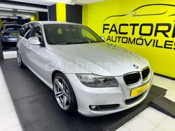 Gris / plata Usado 2011 BMW 318 Sport Line Familiar | 12.990 € (Caro)