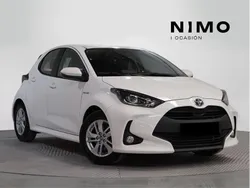 Blanco Usado 2020 Toyota Yaris Hybrid Active Berlina | 18.800 € (Precio justo)