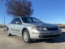 Gris / plata Usado 2002 Renault Laguna II Initiale Berlina | 1990 € (Precio justo)