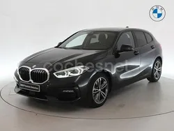 Negro Usado 2022 BMW 120 Comfort Edition Utilitario | 30.900 € (Precio justo)