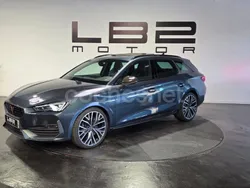 Gris / plata Nuevo 2024 Cupra Leon VZ Familiar | 39.699 € (Caro)