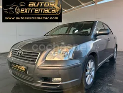 Gris / plata Usado 2005 Toyota Avensis Sol Berlina | 3899 € (Buen precio)