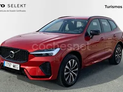 Rojo Usado 2023 Volvo XC60 Plus SUV | 41.900 € (Precio justo)