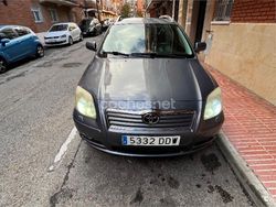 Gris / plata Usado 2005 Toyota Avensis Sol Familiar | 2800 € (Buen precio)