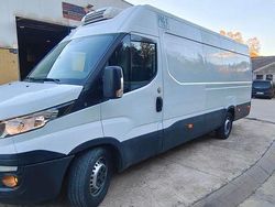 Blanco Usado 2018 Iveco Daily Van | 22.000 €