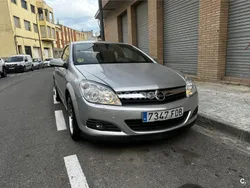 Amarillo Usado 2006 Opel Astra GTC Sport Berlina | 3790 € (Precio justo)