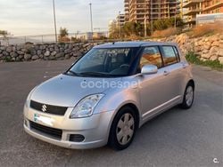 Gris / plata Usado 2006 Suzuki Swift GL Utilitario | 3700 € (Super precio)