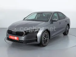 Gris Nuevo 2024 Skoda Octavia Selection Familiar | 29.900 € (Buen precio)