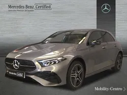 Gris montaña Usado 2024 Mercedes A250 Utilitario | 43.900 € (Un poco caro)