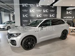Gris / plata Usado 2020 VW Touareg R-line SUV | 54.900 € (Caro)