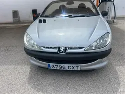 Gris / plata Usado 2004 Peugeot 206 Berlina | 2700 € (Precio justo)