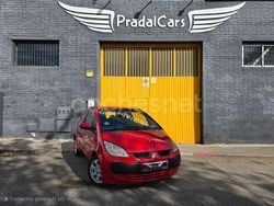 Rojo Usado 2006 Mitsubishi Colt Instyle Berlina | 3300 €