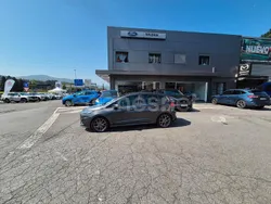 Gris / plata Usado 2023 Ford Fiesta ST-Line Utilitario | 18.490 € (Un poco caro)